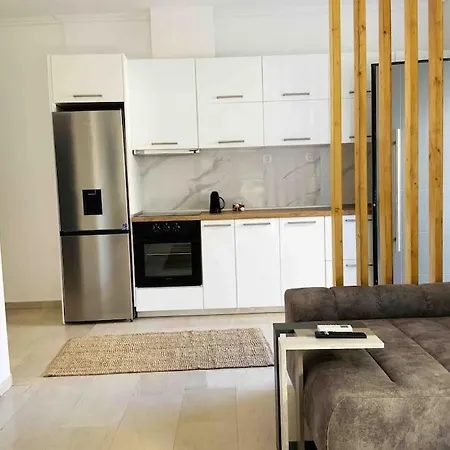 2 Bedroom Family Apartment With Free Parking Thessaloniki Exterior photo